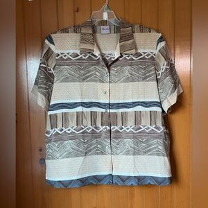 VTG Tan jay brand 20W aztec tribal print womens button up short sleeve brown